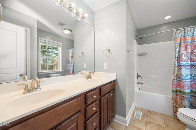 47 Ascott Circle, Smithfield, NC 27577