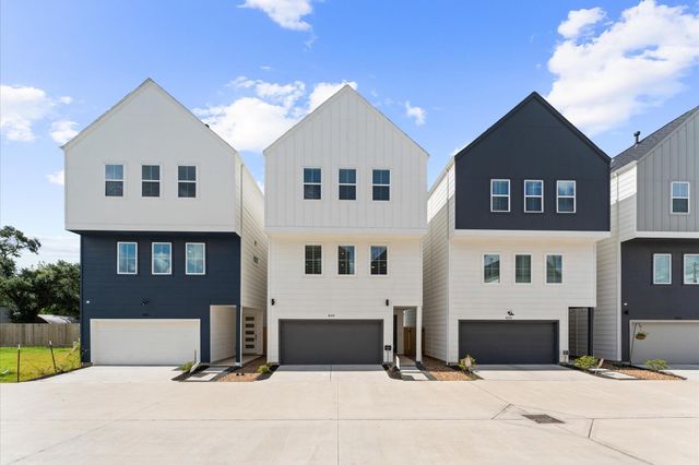 8317 Springwood Canyon Lane, Houston, TX 77055