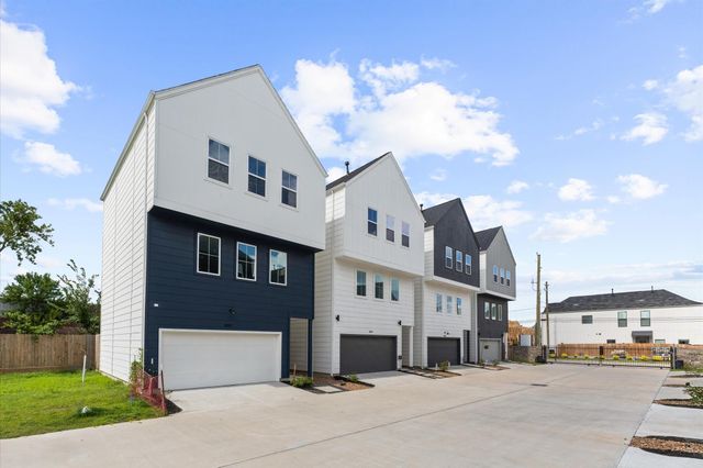 8317 Springwood Canyon Lane, Houston, TX 77055