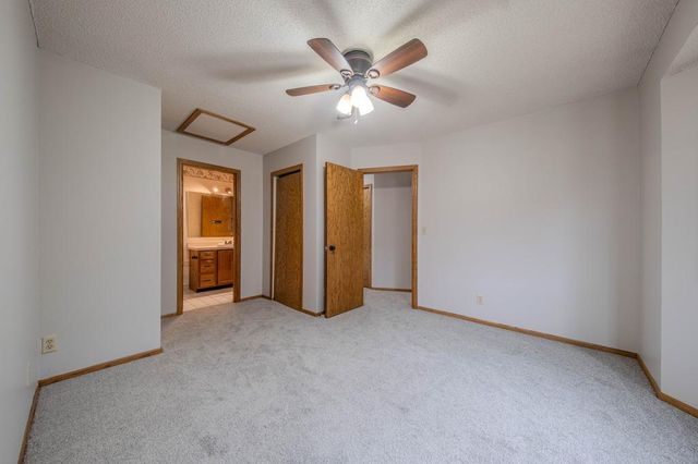 1568 Lakewood Drive N, Maplewood, MN 55119