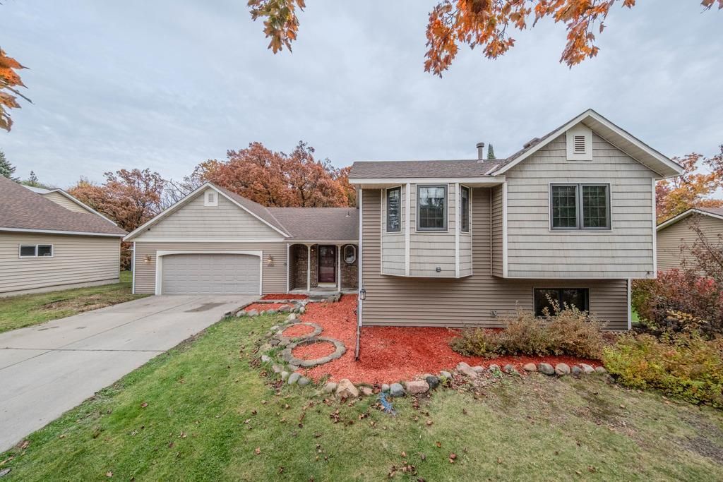 1568 Lakewood Drive N, Maplewood, MN 55119 — photo 3