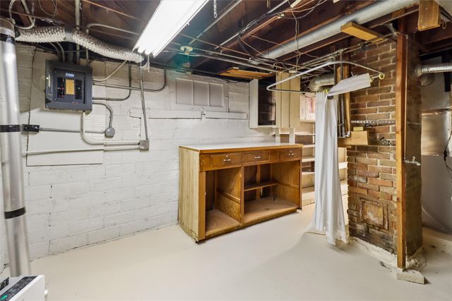 1629 46th Street, Des Moines, IA 50310