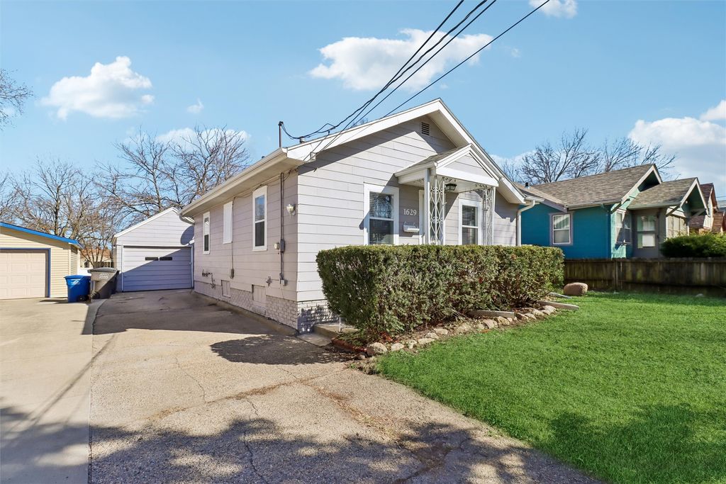 1629 46th Street, Des Moines, IA 50310