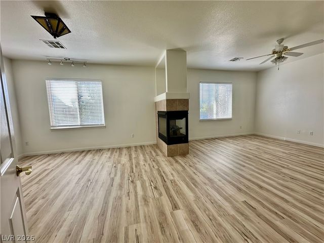 253 White Willow Avenue, Las Vegas, NV 89123