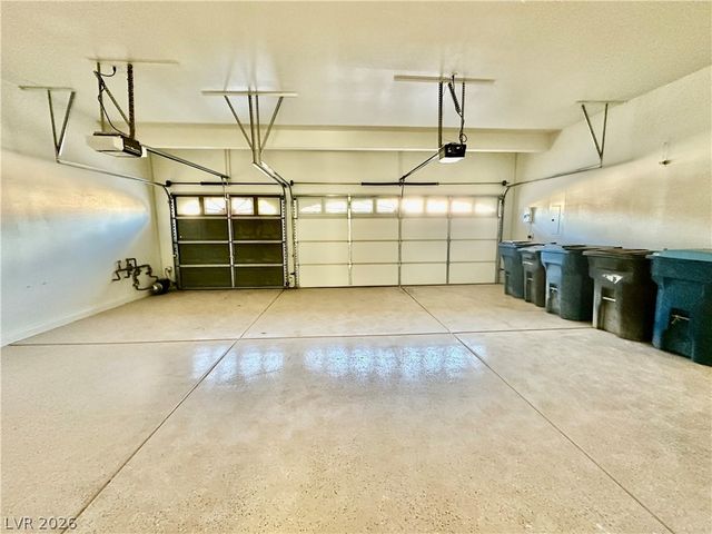 253 White Willow Avenue, Las Vegas, NV 89123