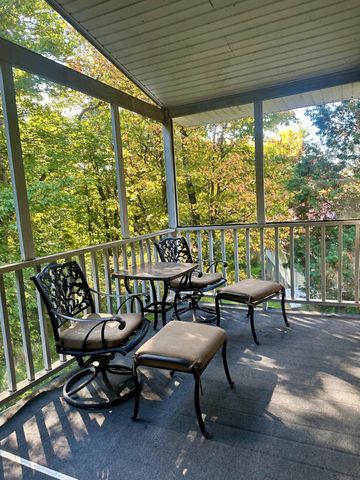 22 Lawrence Heights, Jericho, VT 05465
