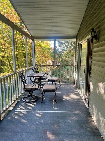 22 Lawrence Heights, Jericho, VT 05465