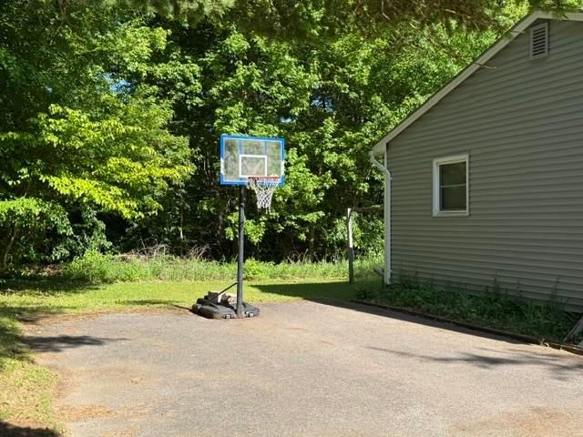 22 Lawrence Heights, Jericho, VT 05465