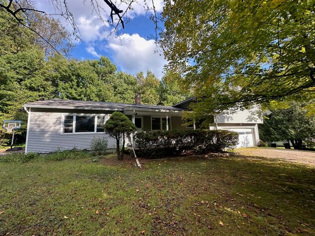 22 Lawrence Heights, Jericho, VT 05465