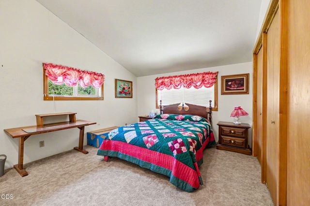 15336 Oregon 62, Eagle Point, OR 97524