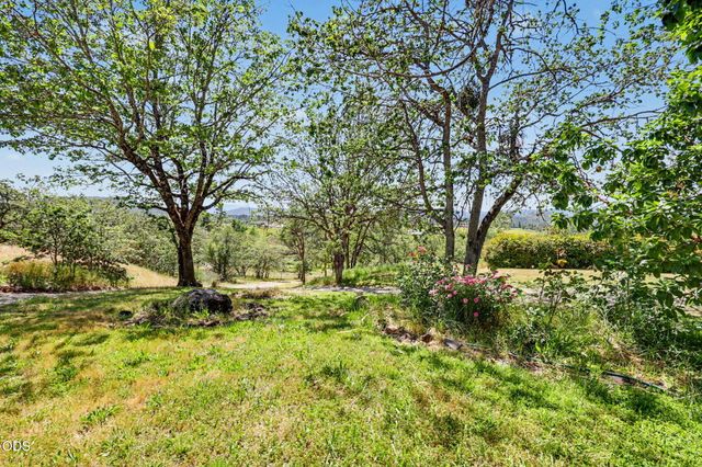 15336 Oregon 62, Eagle Point, OR 97524