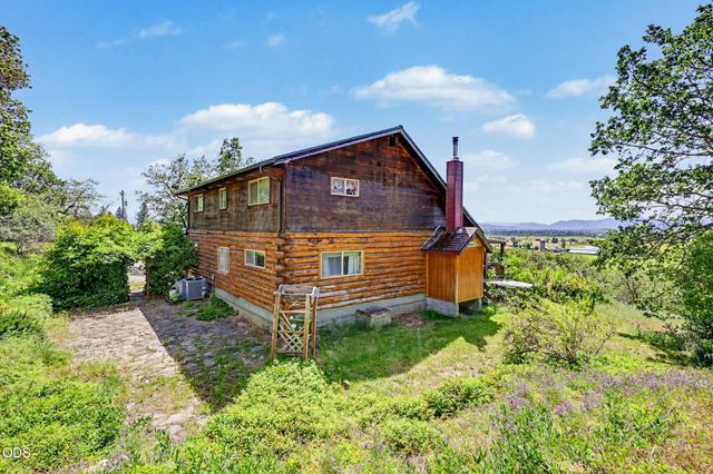 15336 Oregon 62, Eagle Point, OR 97524