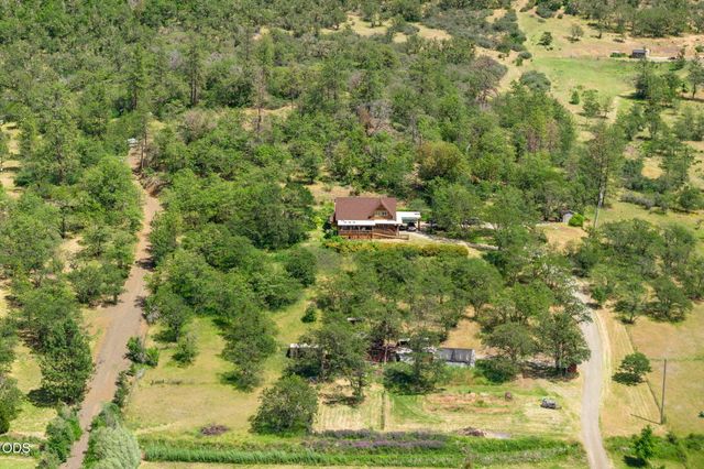 15336 Oregon 62, Eagle Point, OR 97524