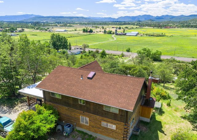 15336 Oregon 62, Eagle Point, OR 97524