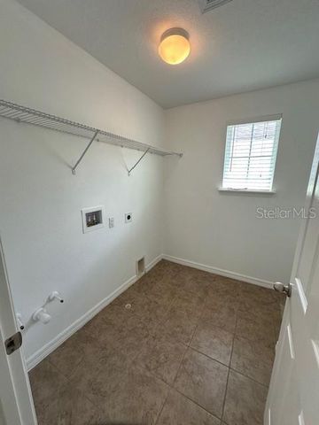 8642 POWDER RIDGE TRAIL, Windermere, FL 34786