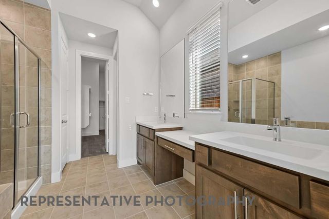 1033 Alberta Spruce Road, Fort Worth, TX 76247