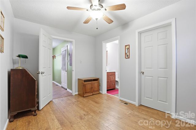 140 Eastwood Drive, Statesville, NC 28625