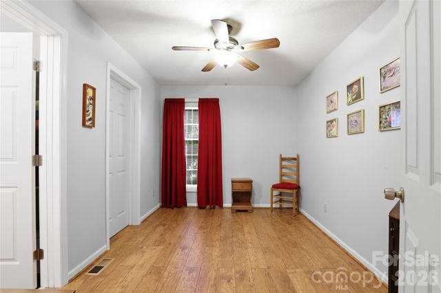 140 Eastwood Drive, Statesville, NC 28625