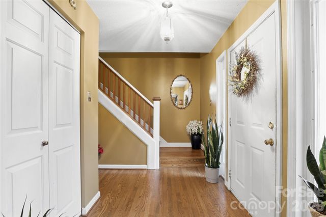 140 Eastwood Drive, Statesville, NC 28625