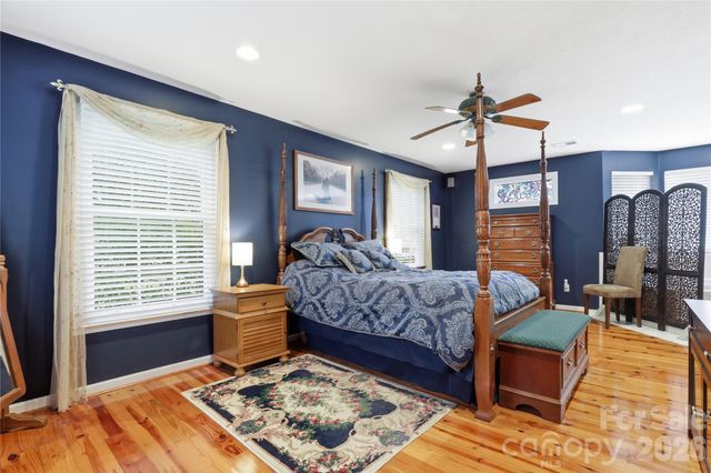 140 Eastwood Drive, Statesville, NC 28625