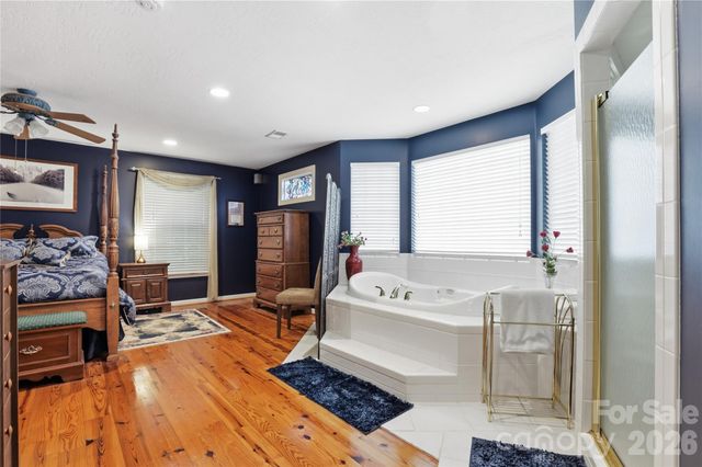 140 Eastwood Drive, Statesville, NC 28625