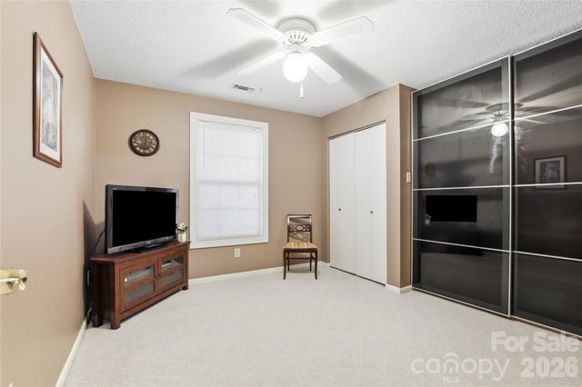 140 Eastwood Drive, Statesville, NC 28625