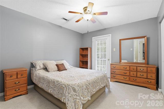 140 Eastwood Drive, Statesville, NC 28625