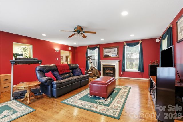 140 Eastwood Drive, Statesville, NC 28625