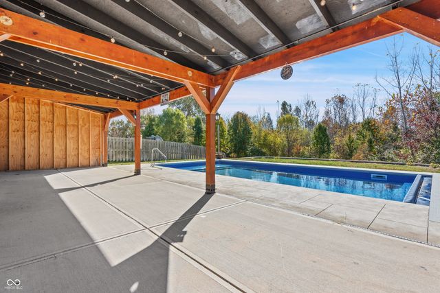 8814 Stoddard Lane, Indianapolis, IN 46217