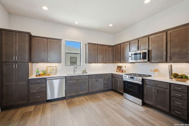 7930 Kennedy, San Antonio, TX 78235