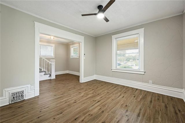 2600 Askew Avenue, Kansas City, MO 64127
