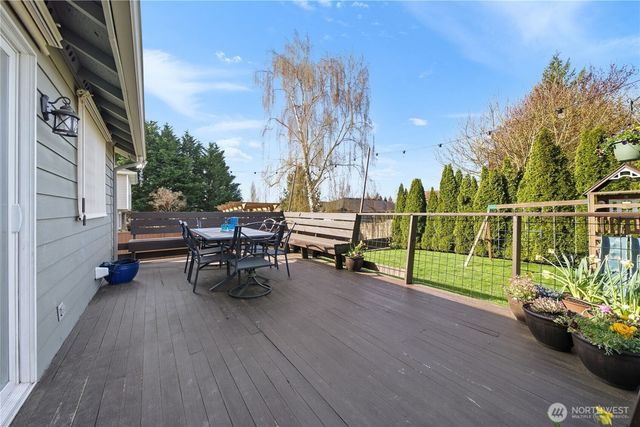 26332 77th Avenue NW, Stanwood, WA 98292