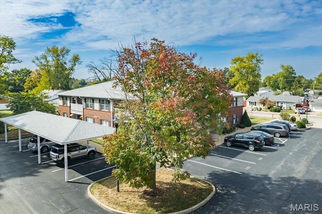 406 S Church Street 128, St Peters, MO 63376