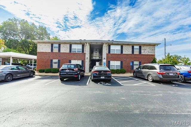 406 S Church Street 128, St Peters, MO 63376