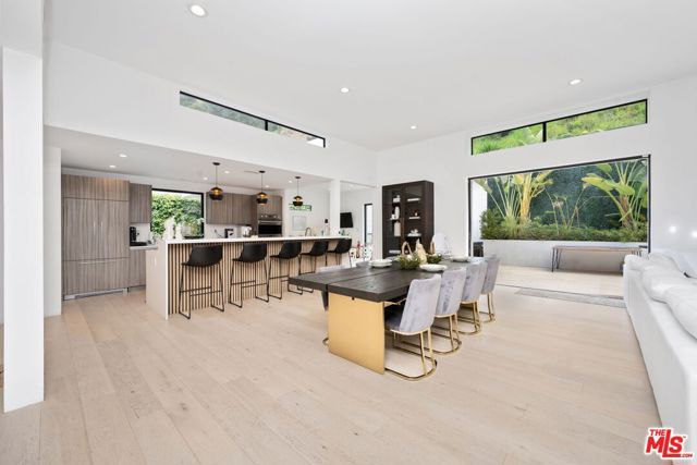 2048 N Beverly Drive, Beverly Hills, CA 90210