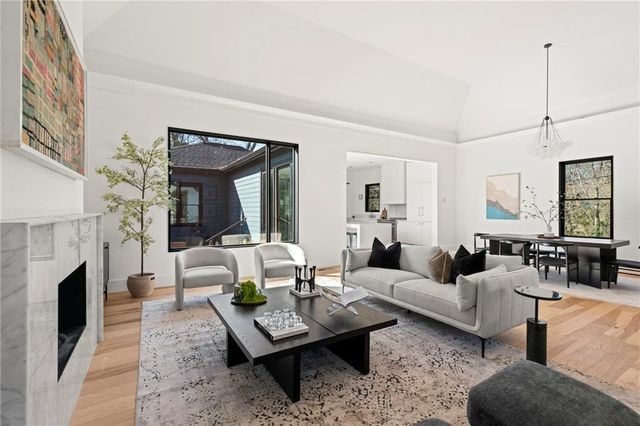 1062 Peeples SW Street, Atlanta, GA 30310