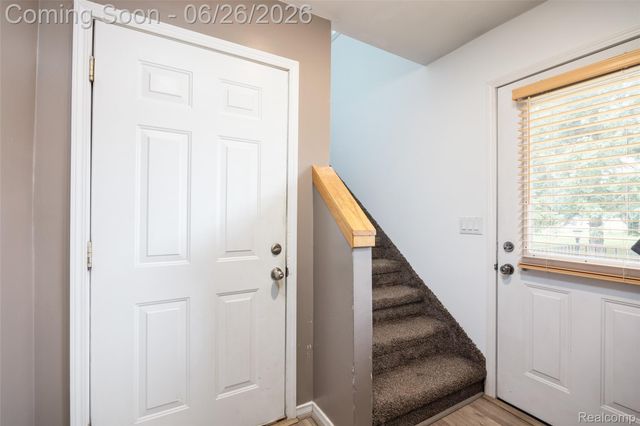 18570 Hollie Drive, Macomb Township, MI 48044