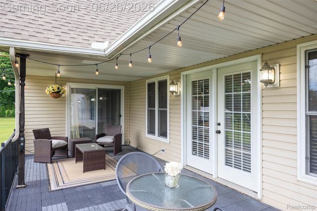 18570 Hollie Drive, Macomb Township, MI 48044