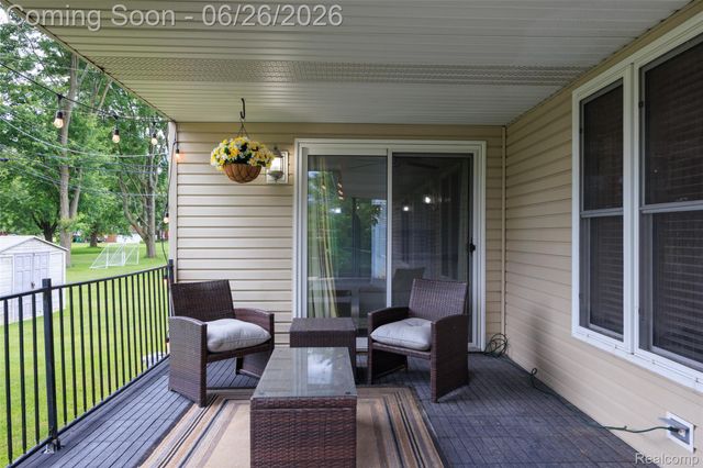 18570 Hollie Drive, Macomb Township, MI 48044