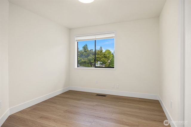 13209 SE 253rd Place, Kent, WA 98042