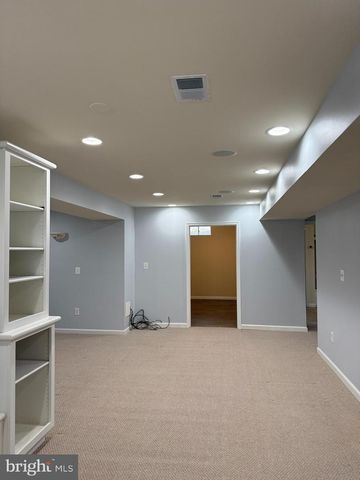 12517 FOX VIEW WAY, Reston, VA 20191