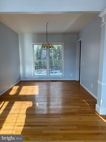 12517 FOX VIEW WAY, Reston, VA 20191