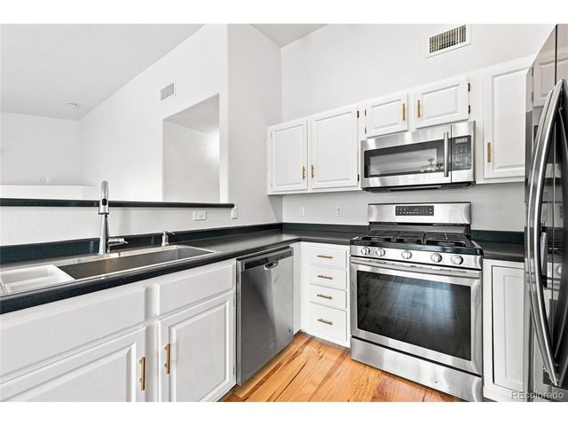 8334 Pebble Creek Way 204, Littleton, CO 80126
