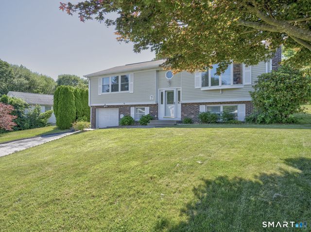 107 Johl Drive, Groton, CT 06340