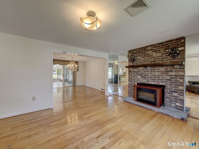 107 Johl Drive, Groton, CT 06340