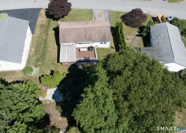 107 Johl Drive, Groton, CT 06340