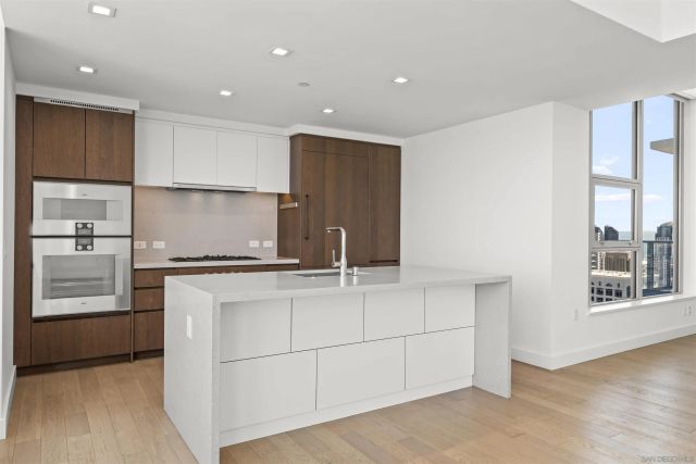 1388 Kettner 3602, San Diego, CA 92101