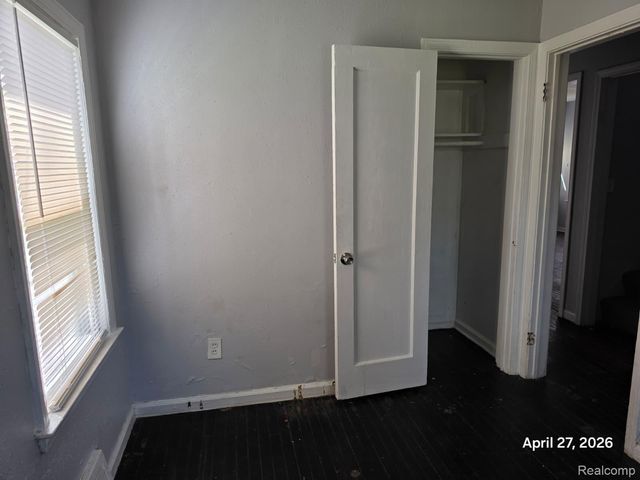 15801 E State Fair Street, Detroit, MI 48205