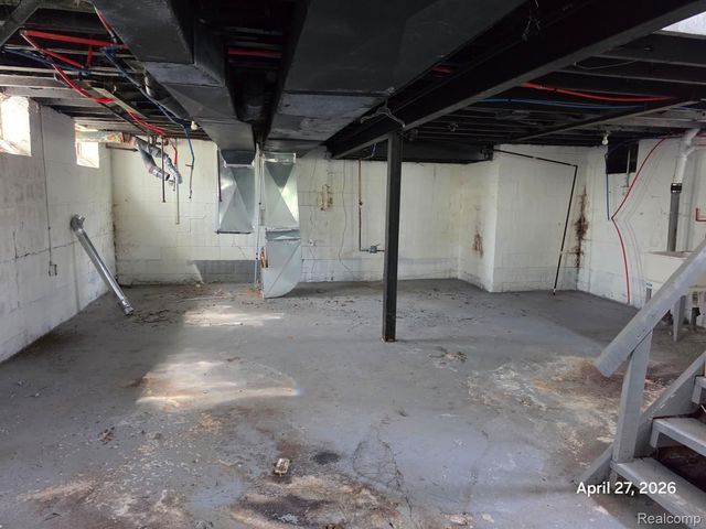 15801 E State Fair Street, Detroit, MI 48205