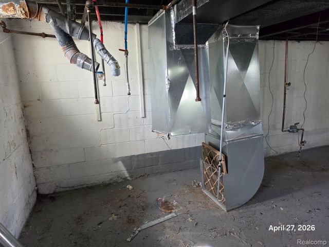 15801 E State Fair Street, Detroit, MI 48205